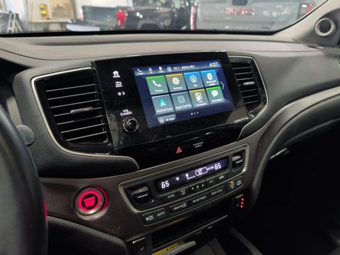 Used 2021 Honda Pilot Special Edition image 9