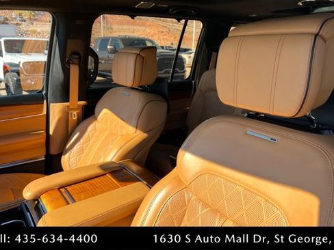 Used 2022 Jeep Grand Wagoneer Series III w/ Rear Seat Video Group 1 image 16