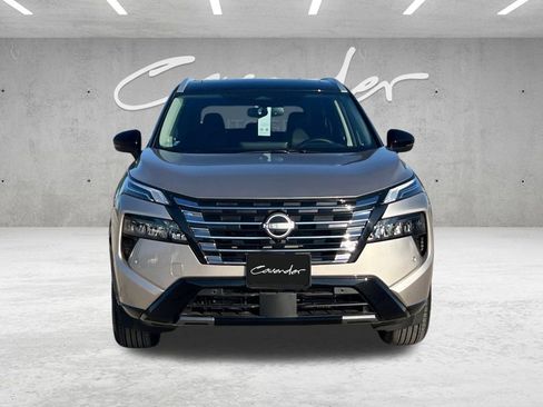 New 2026 Nissan Rogue Platinum image 18