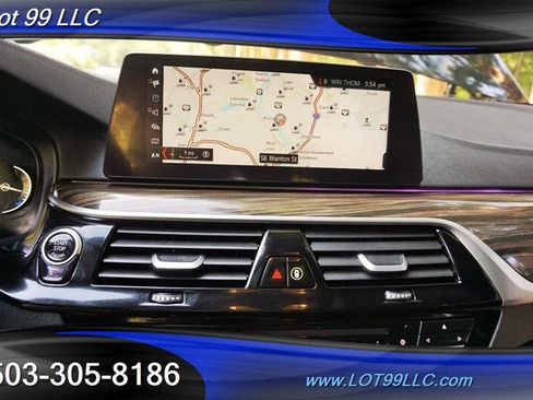 Used 2018 BMW M550i xDrive w/ Driving Assistance Package AWD/4WD image 21