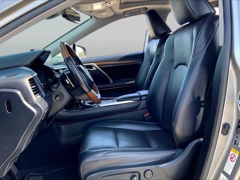 Used 2020 Lexus RX 350L FWD w/ Premium Package image 8