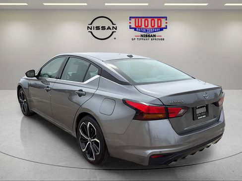 Certified 2025 Nissan Altima 2.5 SR image 4