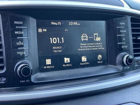 Used 2020 Kia Sorento LX w/ LX I4 Convenience Package FWD image 9