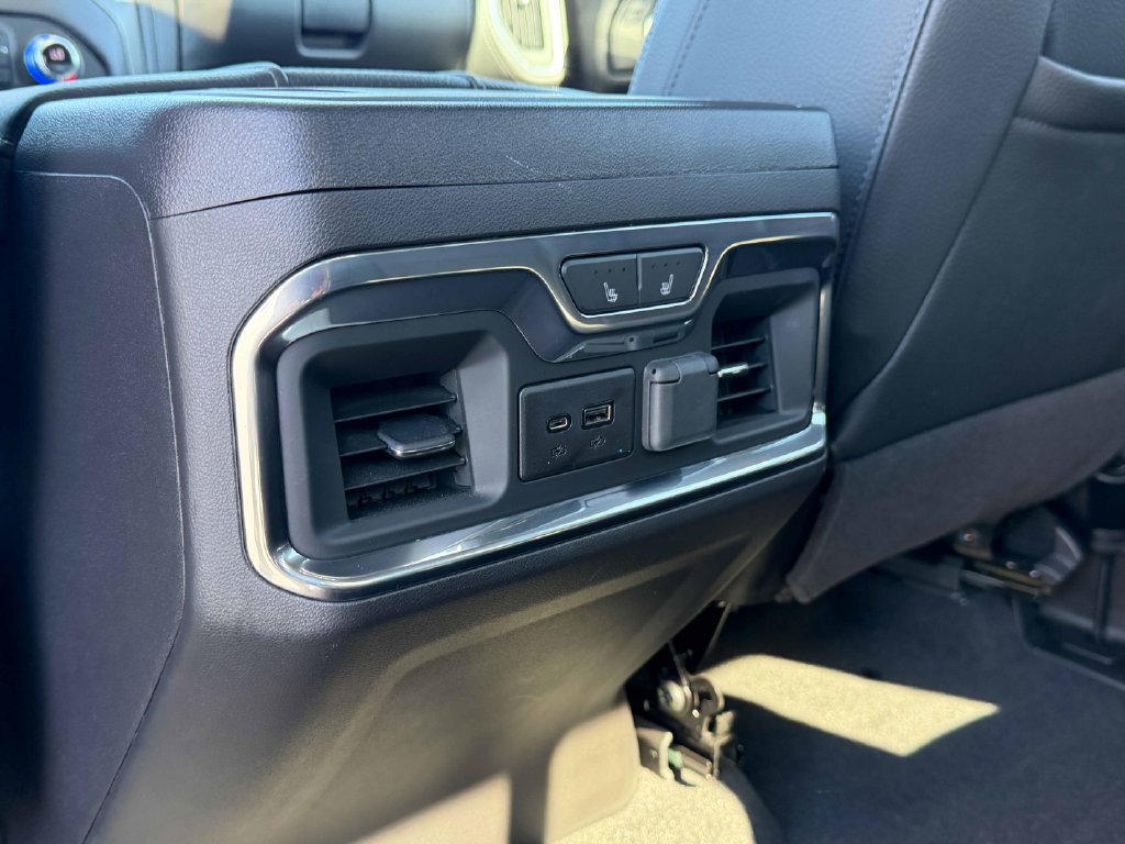 Used 2021 GMC Sierra 1500 Denali w/ Denali Ultimate Package AWD/4WD image 22