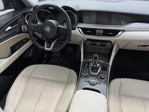 Used 2020 Alfa Romeo Stelvio Ti w/ Nero Edizione AWD/4WD image 28