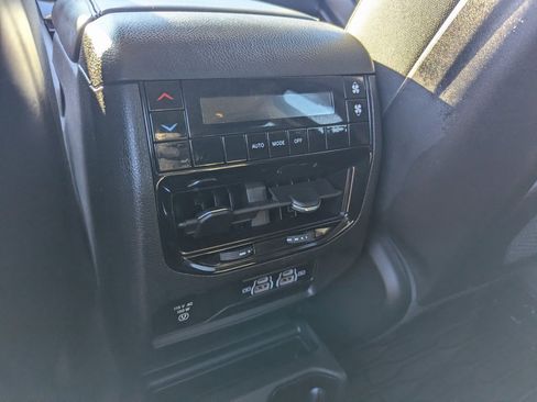 Used 2021 Jeep Grand Cherokee L Laredo w/ Luxury Tech Group I image 21