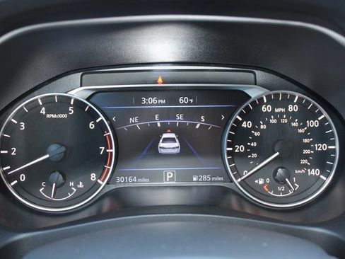 Used 2023 Nissan Altima 2.5 SR w/ SR Premium Package image 10