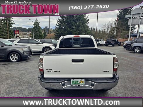 Used 2011 Toyota Tacoma 4x4 Access Cab image 4
