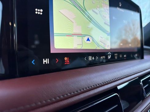 Used 2025 Lincoln Aviator Reserve w/ Equipment Group 201A image 19