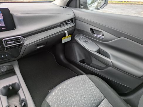 New 2026 Nissan Sentra SV image 17