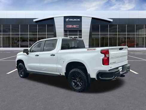 Certified 2022 Chevrolet Silverado 1500 LT Trail Boss image 3
