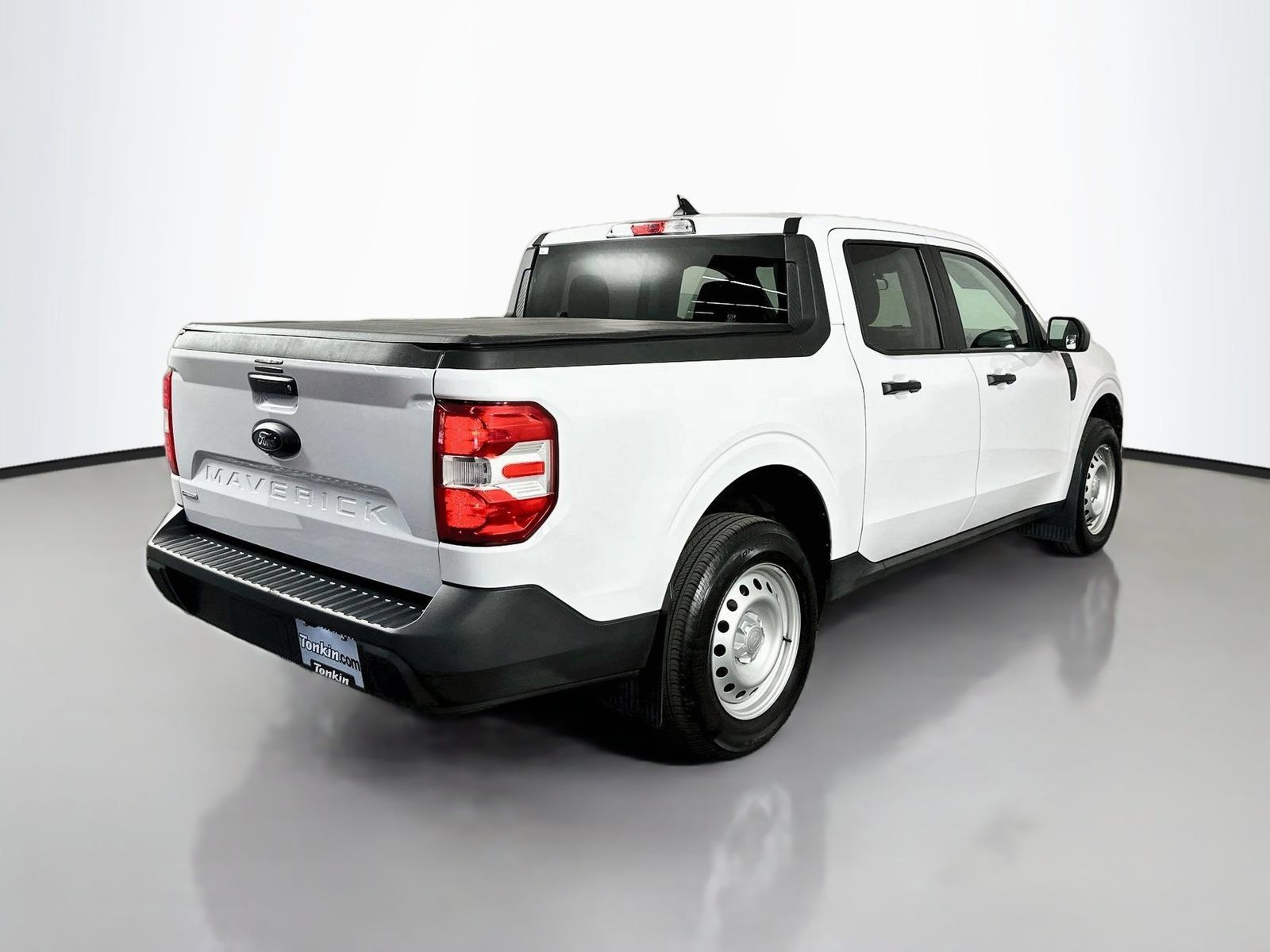 Used 2023 Ford Maverick XL FWD image 7
