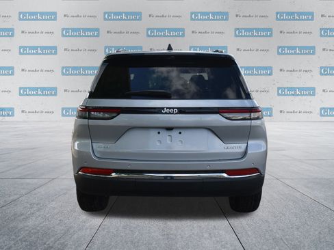 New 2025 Jeep Grand Cherokee Limited w/ Trailer Tow Package image 7