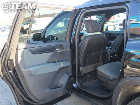 Certified 2024 GMC Acadia AT4 w/ Super Cruise Package image 20