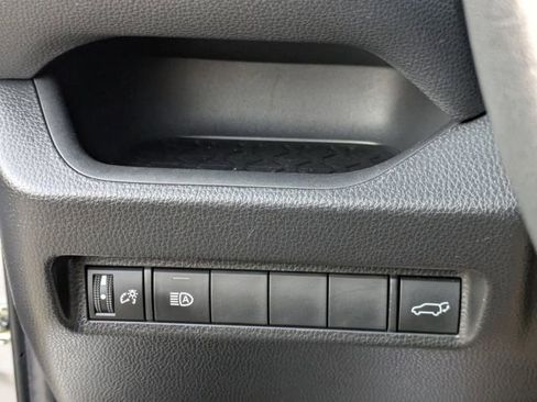 Used 2022 Toyota RAV4 XSE image 22