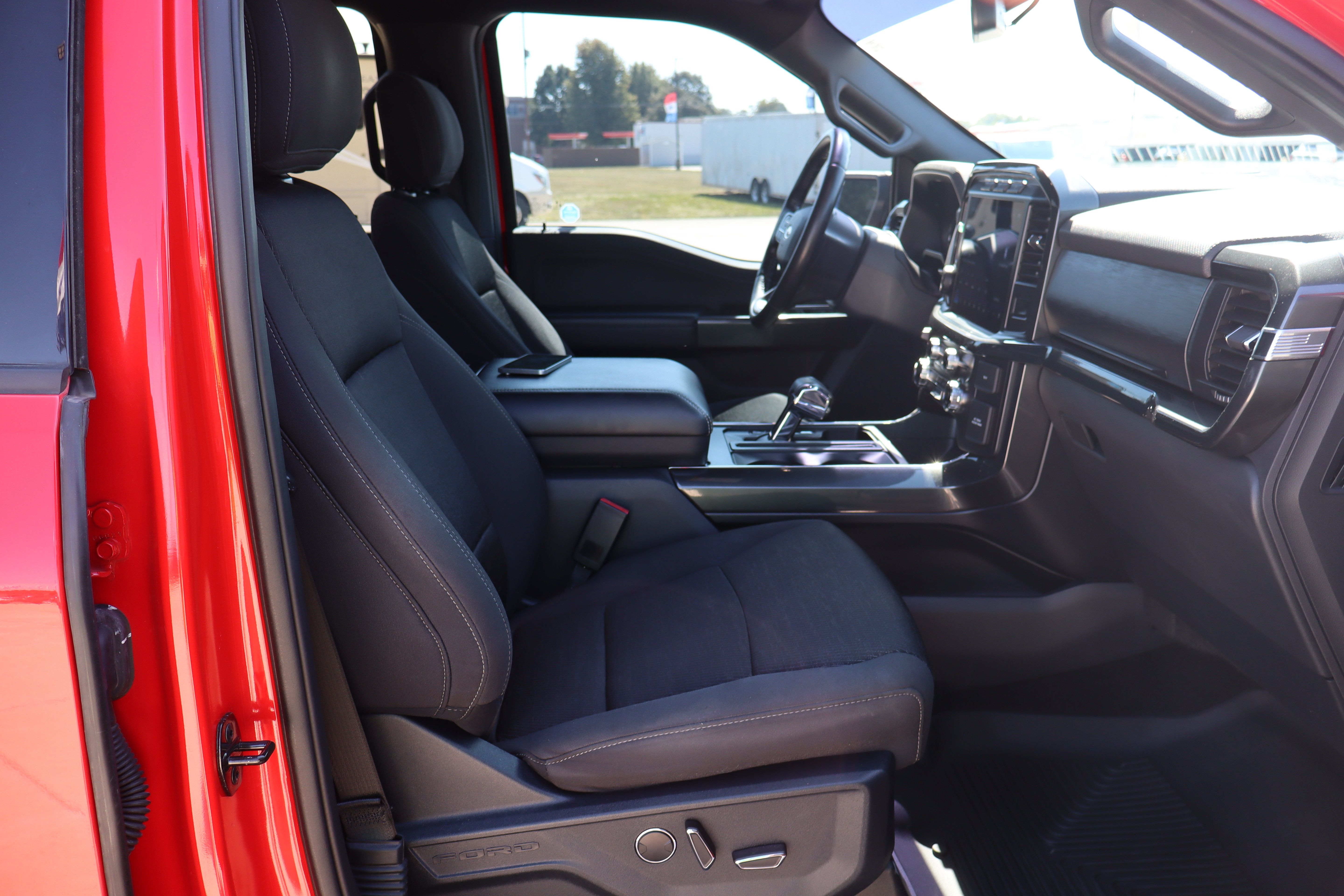 Used 2021 Ford F150 XLT w/ Equipment Group 302A High AWD/4WD image 12