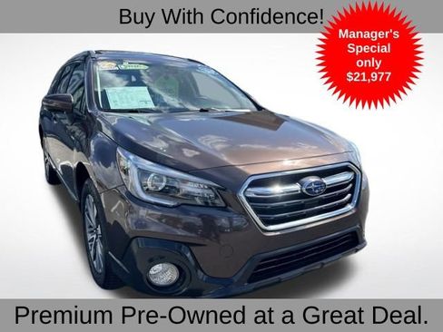 Used 2019 Subaru Outback 2.5i Touring image 1