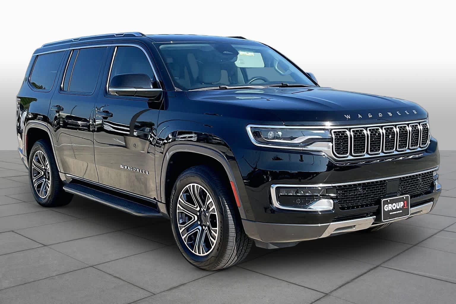Used 2022 Jeep Wagoneer Series III w/ Convenience Group I RWD image 3