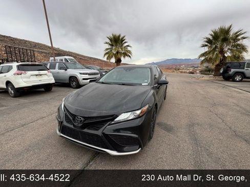 Used 2024 Toyota Camry image 1