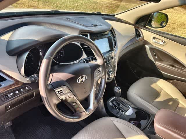 Used 2017 Hyundai Santa Fe Limited FWD image 15