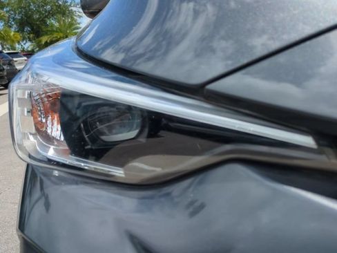 Used 2024 Subaru Crosstrek 2.0i Premium AWD/4WD image 11