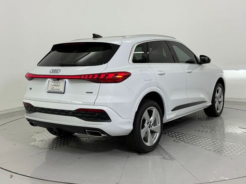 New 2025 Audi Q5 Premium Plus image 9
