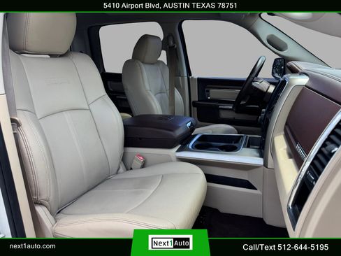 Used 2018 RAM 1500 Laramie w/ Convenience Group AWD/4WD image 26