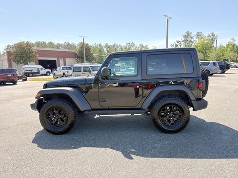 Used 2020 Jeep Wrangler Sport image 5