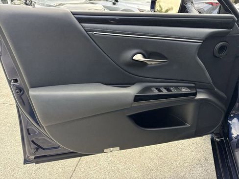 Certified 2023 Lexus ES 350 w/ Accessory Package (Z2) FWD image 13