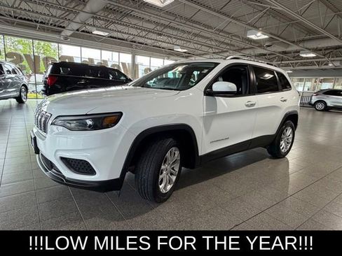 Used 2021 Jeep Cherokee Latitude FWD image 4