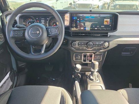 New 2026 Jeep Gladiator Sport AWD/4WD image 7