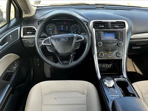 Used 2020 Ford Fusion S image 5