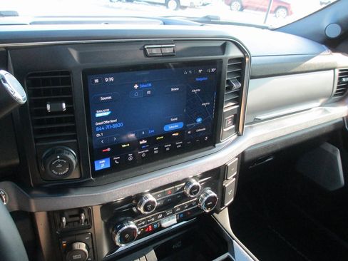 Used 2025 Ford F450 Platinum w/ FX4 Off-Road Package image 31