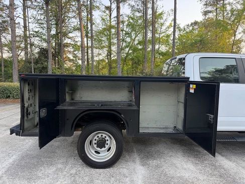 Used 2018 Ford F450 XL w/ Power Equipment Group AWD/4WD image 13