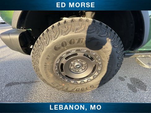 Used 2025 Ford Bronco Badlands w/ Sasquatch Package image 32