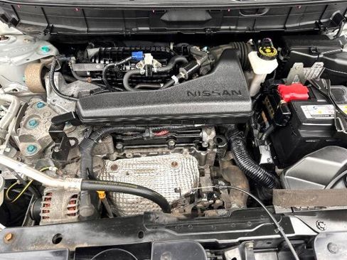 Used 2020 Nissan Rogue S image 35