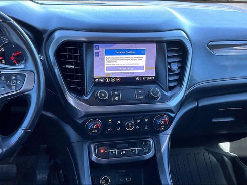 Used 2022 GMC Acadia AT4 w/ Technology Package AWD/4WD image 7