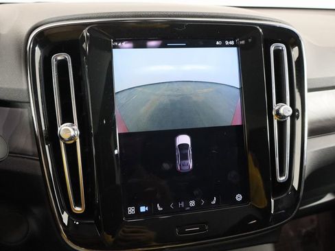 Used 2023 Volvo C40 P8 Recharge Plus w/ Protection Package Premier image 33