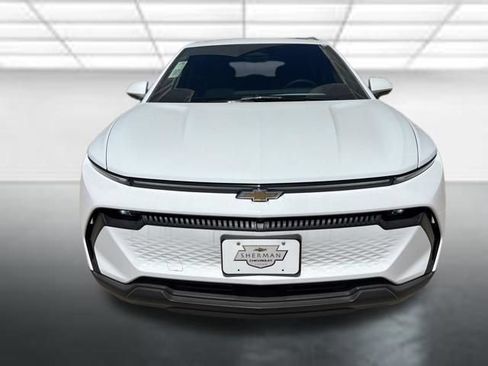 New 2026 Chevrolet Equinox EV LT FWD image 25