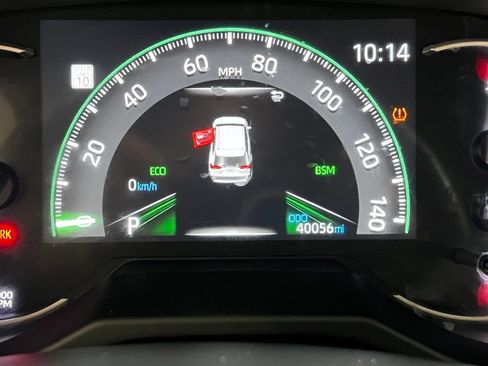 Certified 2025 Toyota RAV4 XLE FWD image 16