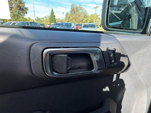 New 2025 Ford Bronco Badlands image 20