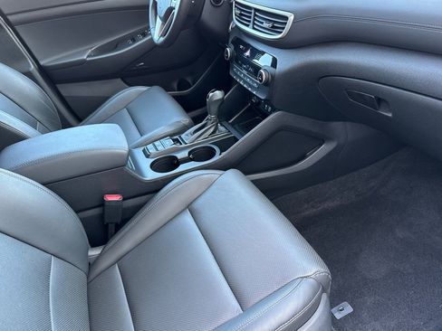 Used 2021 Hyundai Tucson Limited image 19