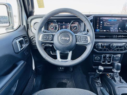 Used 2024 Jeep Wrangler Sahara w/ Safety Group image 14