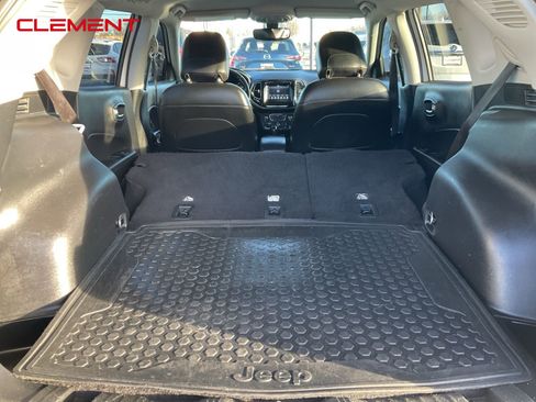 Used 2021 Jeep Compass Latitude image 21