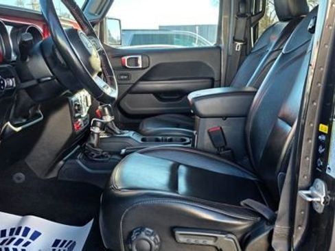 Used 2020 Jeep Gladiator Rubicon image 9