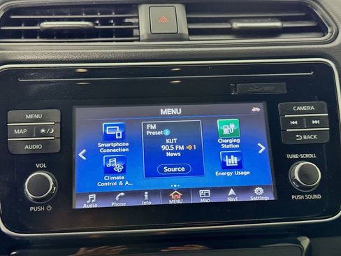 Used 2019 Nissan Leaf SV image 18