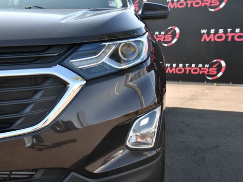 Used 2020 Chevrolet Equinox LT image 11
