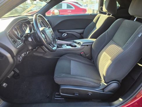 Used 2020 Dodge Challenger SXT image 14