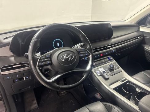 Used 2024 Hyundai Palisade SEL w/ Premium Package FWD image 13