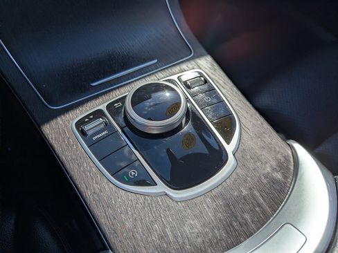 Used 2020 Mercedes-Benz C 300 4MATIC Sedan image 20